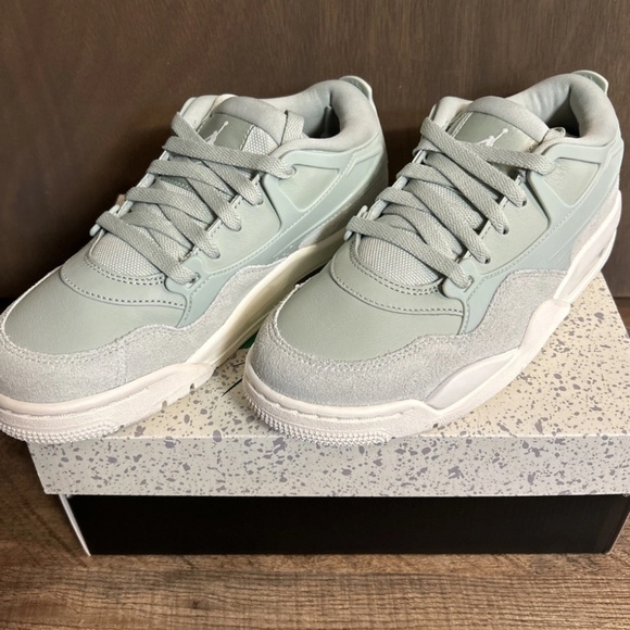 Nike Jordan Air Jordan 4 RM Seafoam Sneakers - Picture 10 of 10